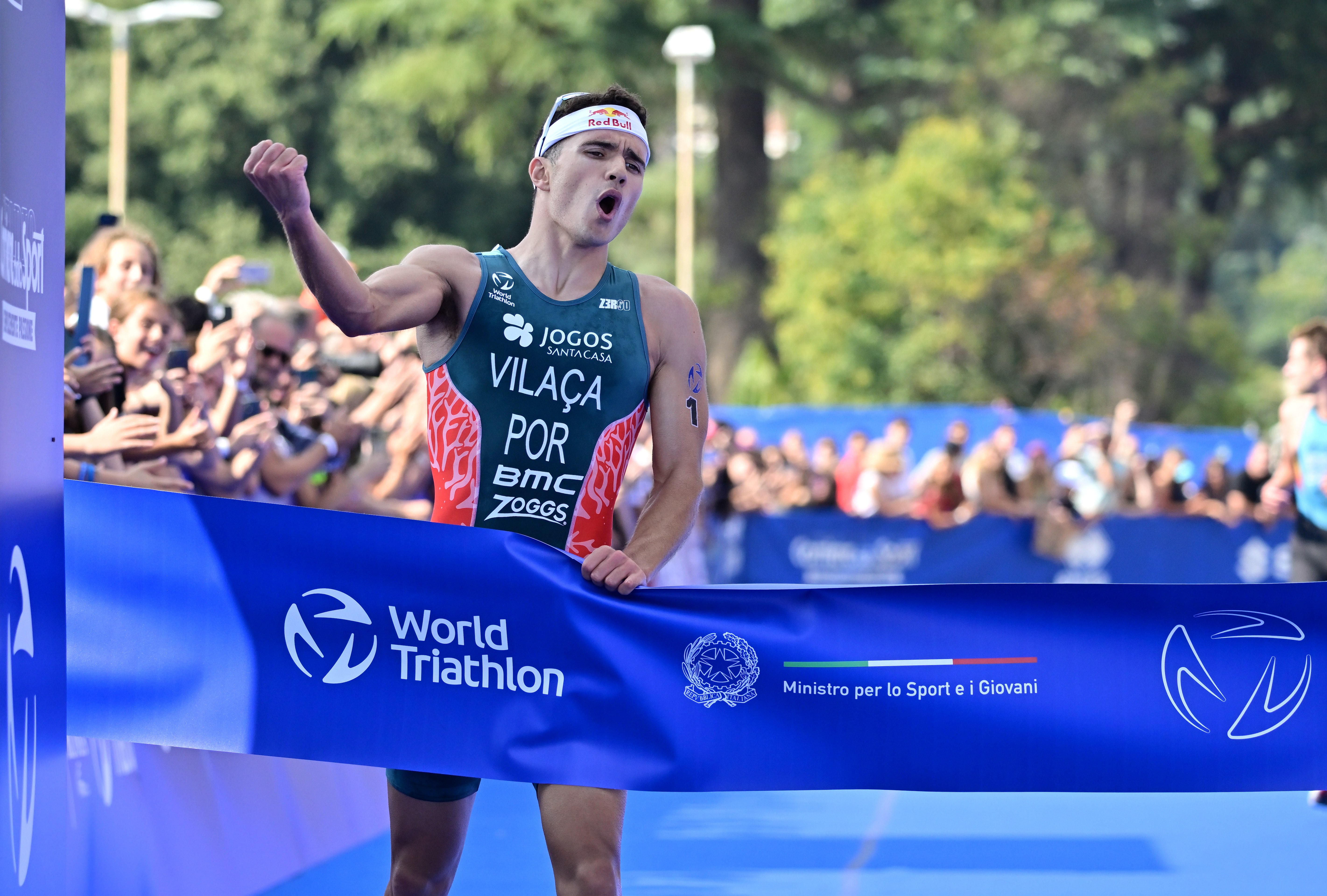 Vasco Vilaca soars to debut World Triathlon Cup gold in Rome • World Triathlon