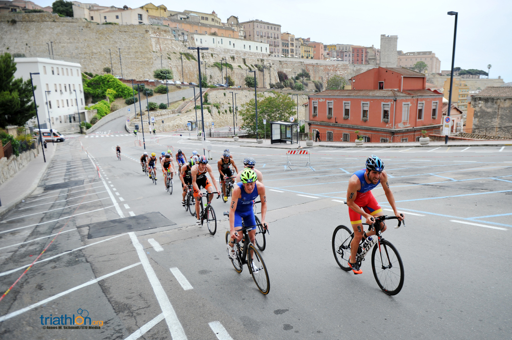 Italy welcomes World Cup for first time • World Triathlon