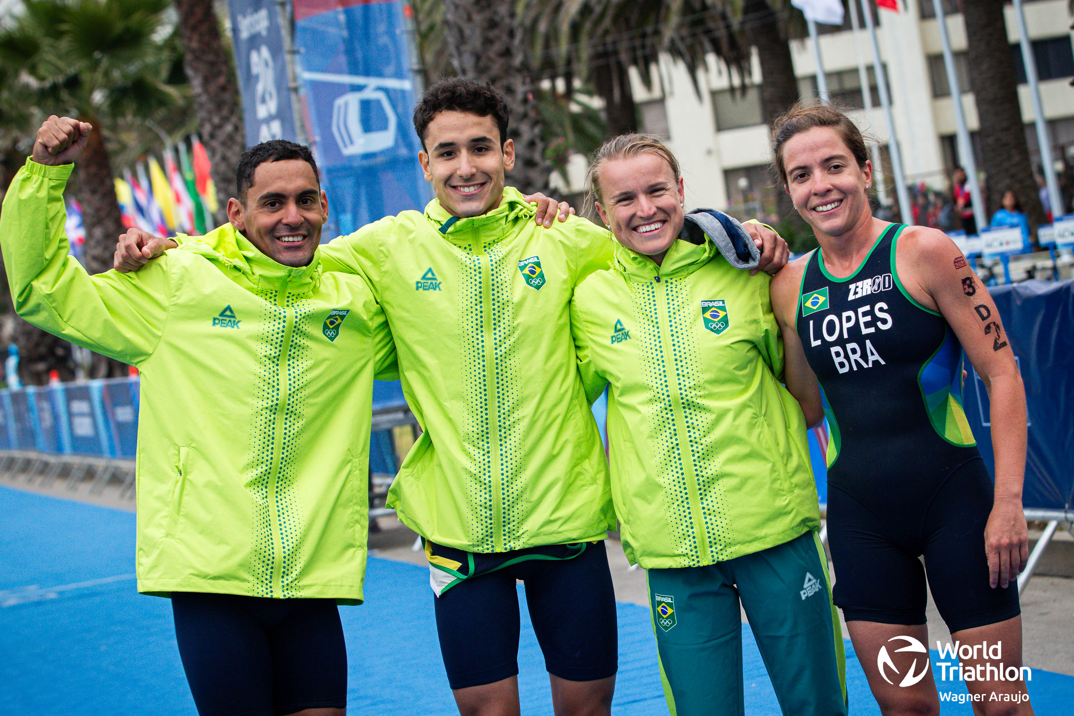 Team Brazil brings home gold at the PanAm Games Mixed Relay • World  Triathlon